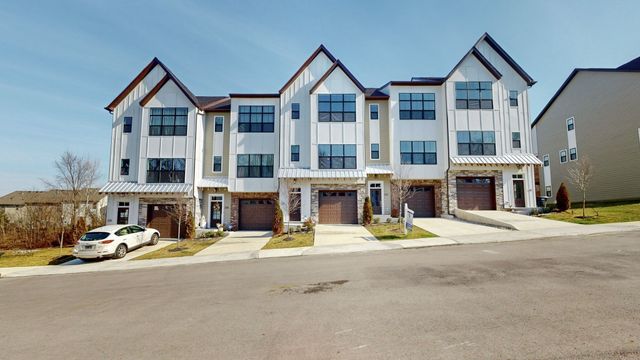 2004 Sonya Terrace, Nashville, TN 37209