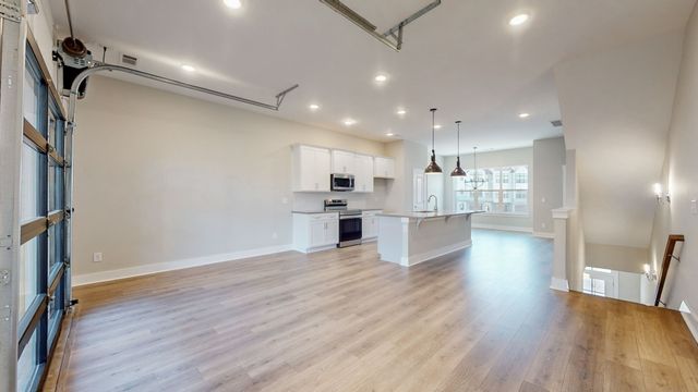 2004 Sonya Terrace, Nashville, TN 37209