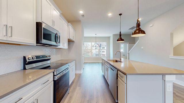 2004 Sonya Terrace, Nashville, TN 37209