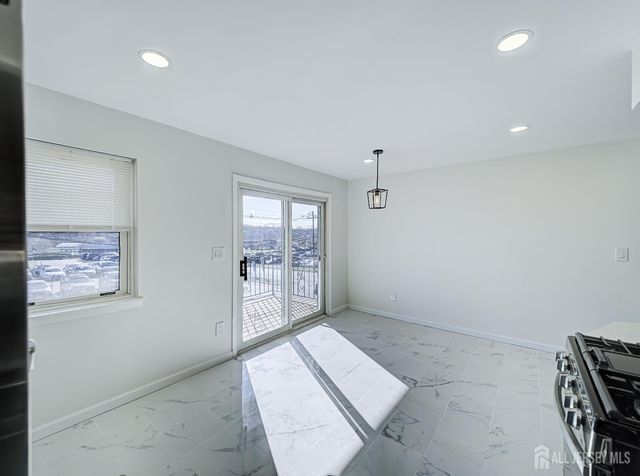 18 Judson Street 22B, Edison, NJ 08837