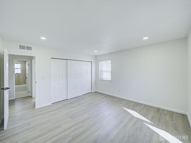 18 Judson Street 22B, Edison, NJ 08837