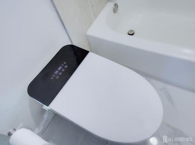 18 Judson Street 22B, Edison, NJ 08837