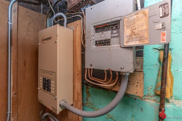 89 Milton Street, Amherst, NY 14221