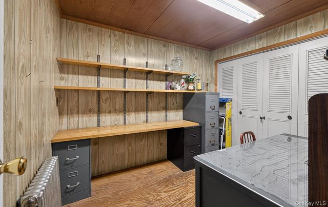 3992 William Street, Seaford, NY 11783