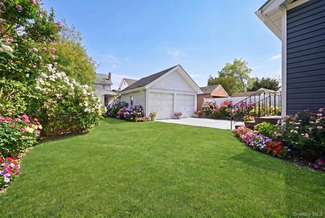 107 E Saint Marks Place, Valley Stream, NY 11580