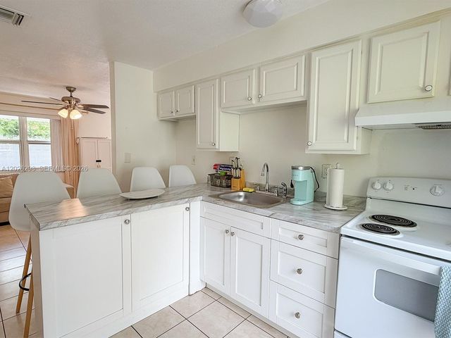 1827 SW 21st Street, Fort Lauderdale, FL 33315