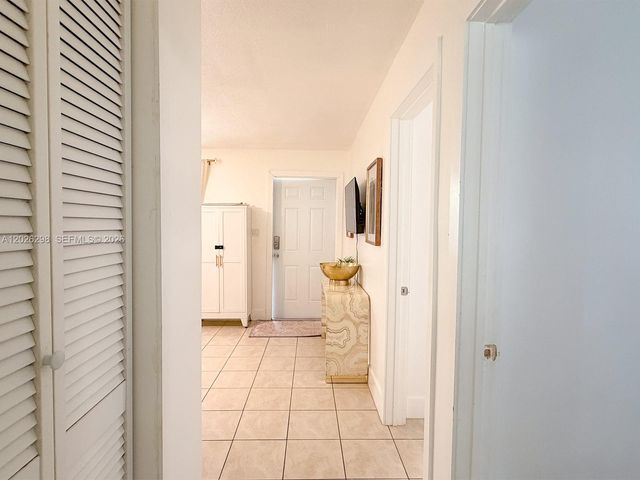 1827 SW 21st Street, Fort Lauderdale, FL 33315