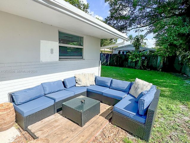1827 SW 21st Street, Fort Lauderdale, FL 33315