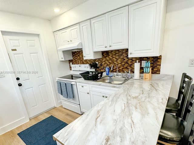 1827 SW 21st Street, Fort Lauderdale, FL 33315