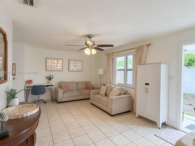 1827 SW 21st Street, Fort Lauderdale, FL 33315