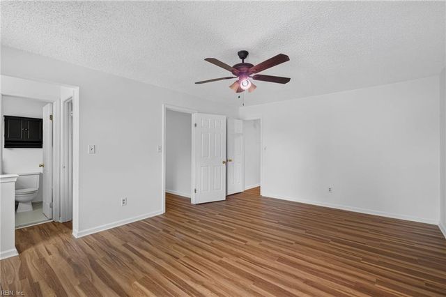 5681 Shinfield DR, Virginia Beach, VA 23464