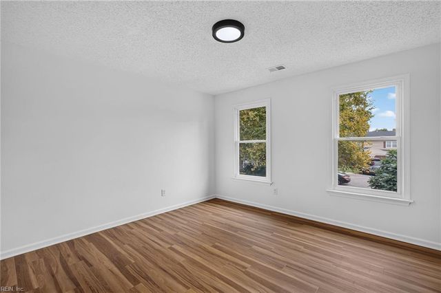 5681 Shinfield DR, Virginia Beach, VA 23464