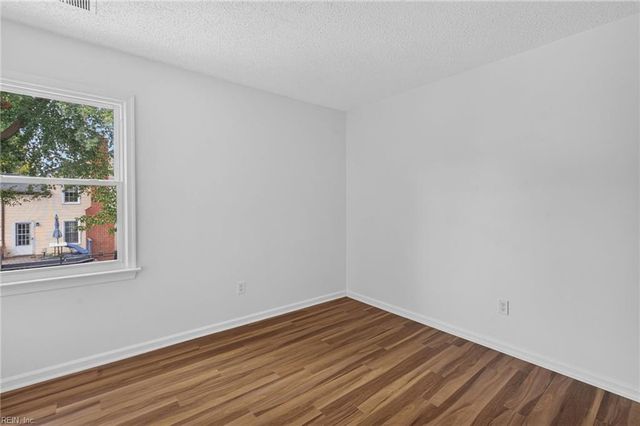 5681 Shinfield DR, Virginia Beach, VA 23464