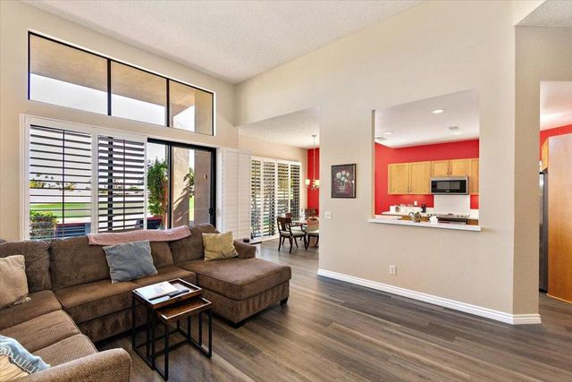 54838 Oak Tree, La Quinta, CA 92253