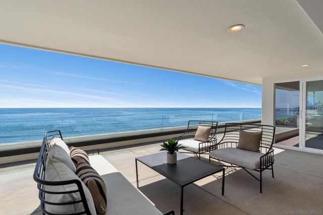 5366 Calumet Ave, La Jolla, CA 92037