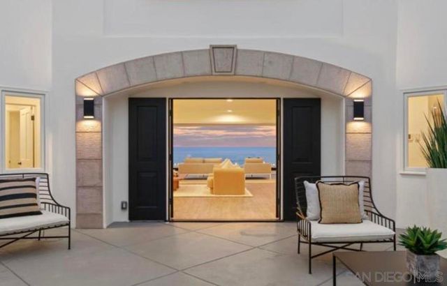 5366 Calumet Ave, La Jolla, CA 92037