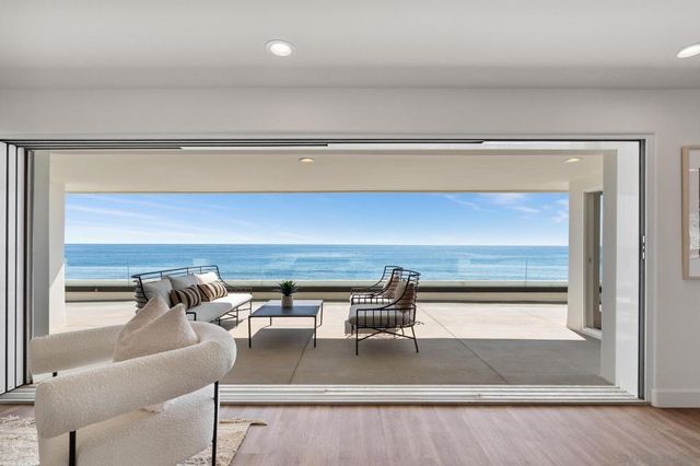 5366 Calumet Ave, La Jolla, CA 92037