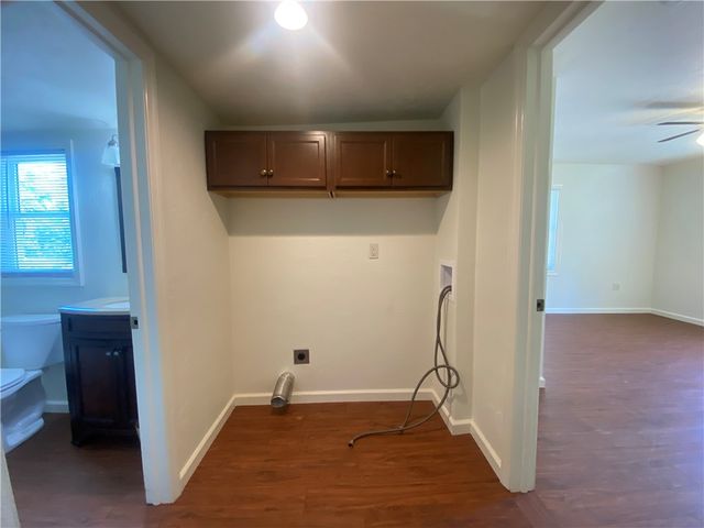 72 S Lincoln Ave, Hempfield Twp, PA 15601