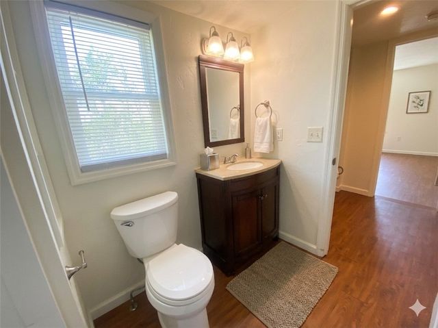 72 S Lincoln Ave, Hempfield Twp, PA 15601