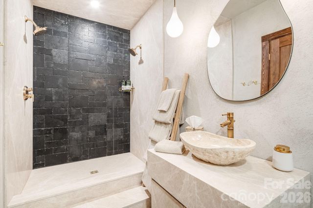 44 Azura None, Weaverville, NC 28787