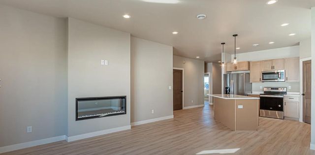 3842 Prairie Lane, Moorhead, MN 56560