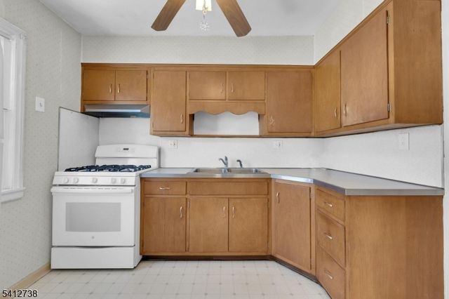 45 Clark St, Mine Hill Twp., NJ 07803