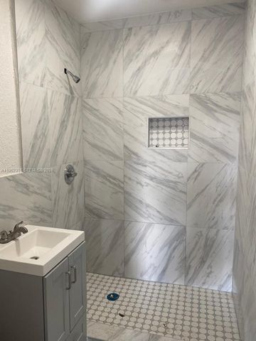 10030 W Indigo St 7, Miami, FL 33157