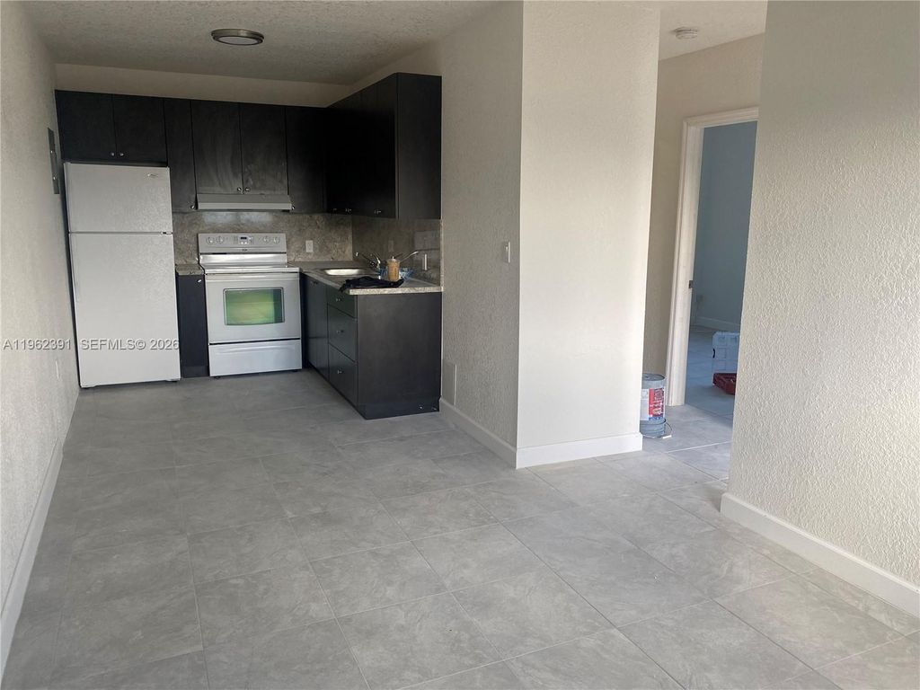 10030 W Indigo St 7, Miami, FL 33157