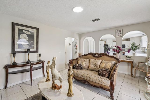 7 BOLTON COURT, Kissimmee, FL 34758
