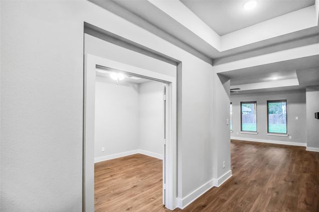 6618 Dillon Drive, Magnolia, TX 77354