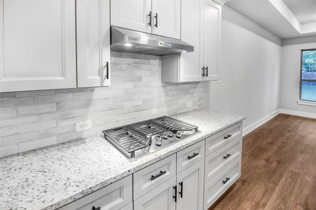 6618 Dillon Drive, Magnolia, TX 77354