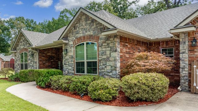 29524 S 585 Court, Grove, OK 74344