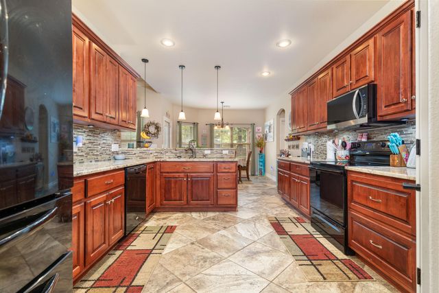 29524 S 585 Court, Grove, OK 74344