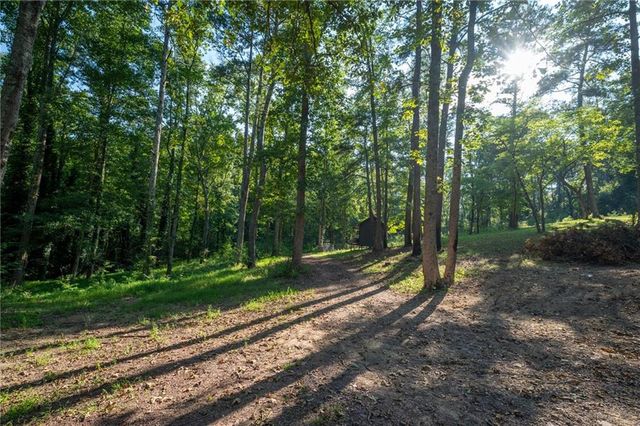 678 River Bend Road SW, Plainville, GA 30733