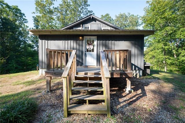 678 River Bend Road SW, Plainville, GA 30733