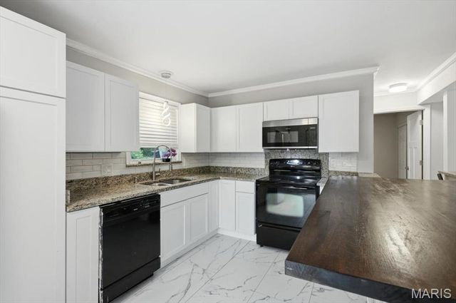 7686 Sunrise Drive, Hillsboro, MO 63050