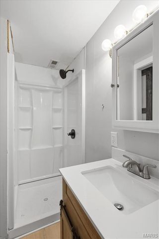 7686 Sunrise Drive, Hillsboro, MO 63050