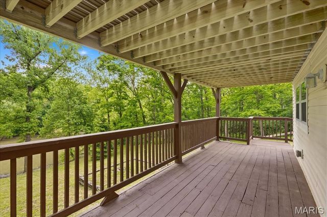 7686 Sunrise Drive, Hillsboro, MO 63050