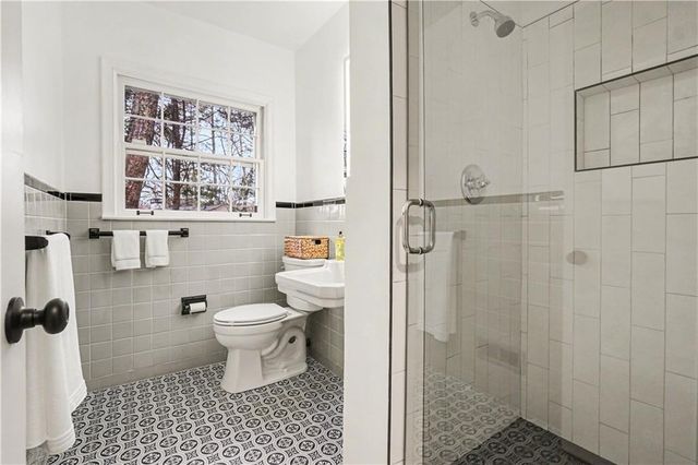 2360 Young Drive, College Park, GA 30337