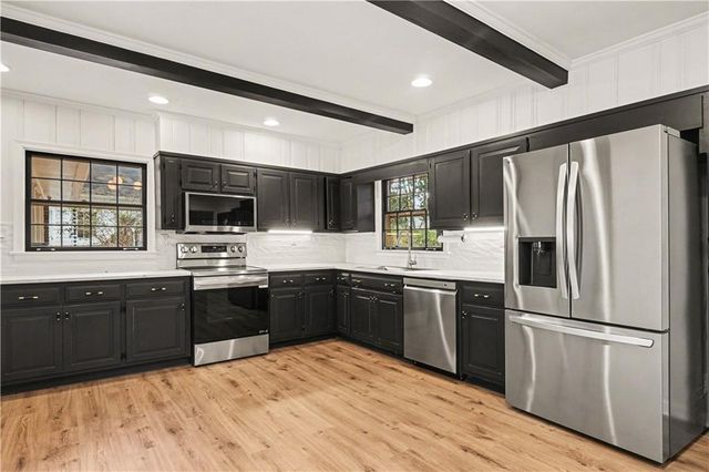 2360 Young Drive, College Park, GA 30337