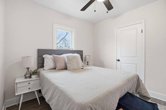 2407 W 78th Avenue, Merrillville, IN 46410