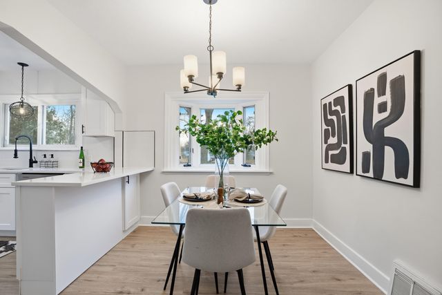 2407 W 78th Avenue, Merrillville, IN 46410