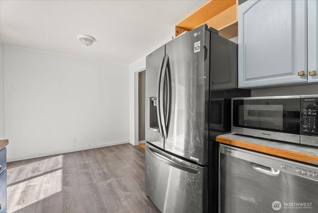 18711 82nd Avenue NE, Kenmore, WA 98028