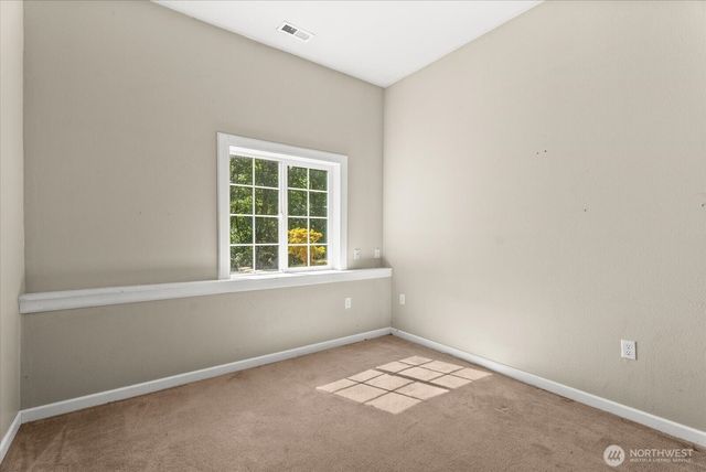 18711 82nd Avenue NE, Kenmore, WA 98028
