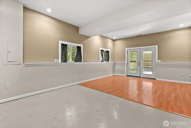 18711 82nd Avenue NE, Kenmore, WA 98028