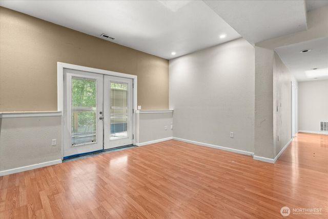 18711 82nd Avenue NE, Kenmore, WA 98028
