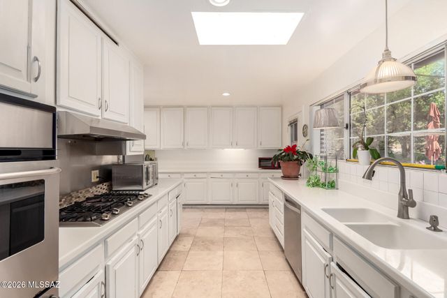 377 W Martinez Street, Nogales, AZ 85621