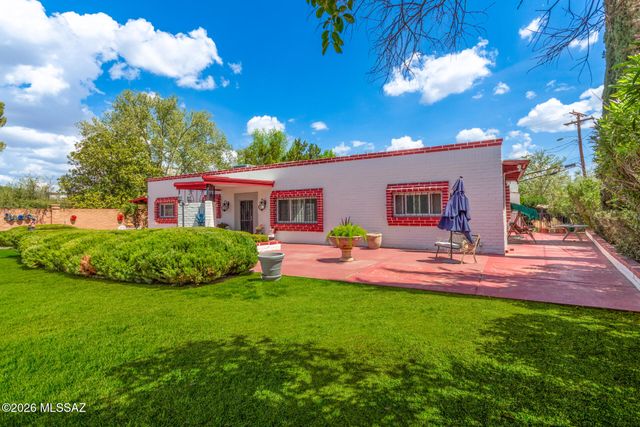 377 W Martinez Street, Nogales, AZ 85621