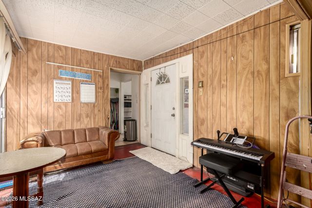 377 W Martinez Street, Nogales, AZ 85621