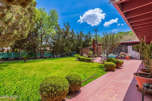 377 W Martinez Street, Nogales, AZ 85621